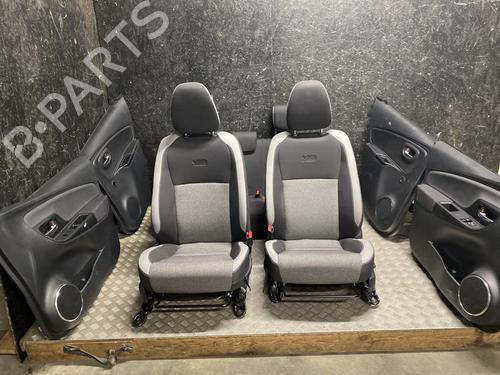 Setesett Setesett TOYOTA YARIS (_P13_) 1.5 (NSP131_) (112 hp) 37575316 37575316