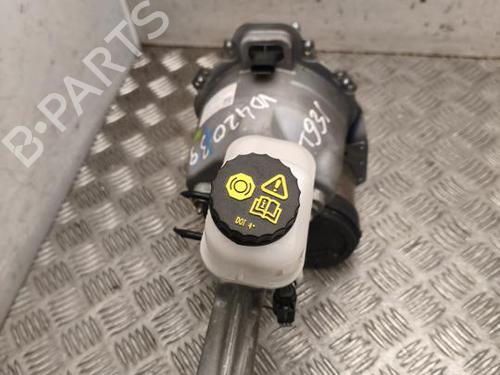 Used Brake master cylinder Brake master cylinder 37612689 37612689