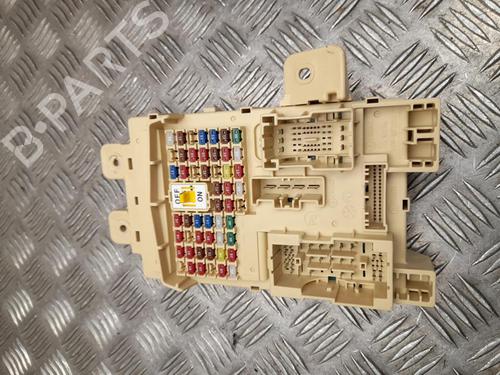 Used Fuse box Fuse box 37556489 37556489