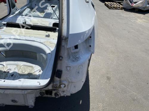 Right rear fenders SKODA SUPERB III Estate (3V5) 2.0 TDI | BP28922197C44 