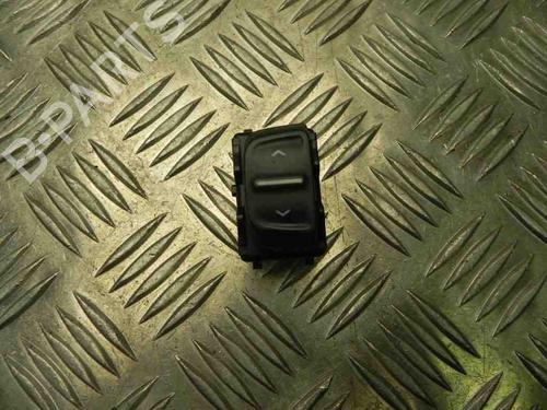 Used Left front window switch DACIA SANDERO II 1.5 dCi (90 hp) 28923785