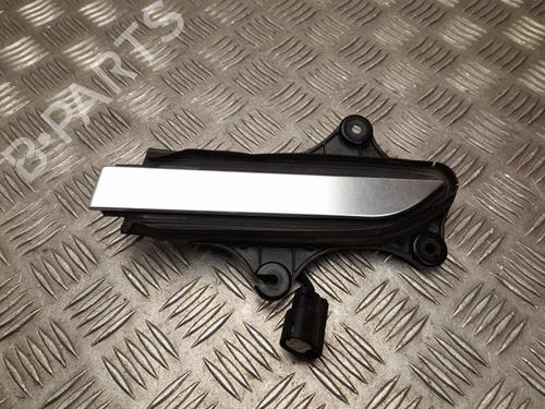 Used Front left exterior door handle TESLA MODEL X (5YJX) P90D AWD (772 hp) 28921628