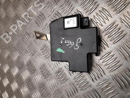 Used Fuse box Fuse box 38078330 38078330