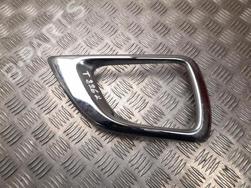 Used Grille Grille 37561820 37561820