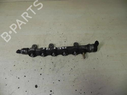 Used Injection rail NISSAN X-TRAIL II (T31) 2.0 dCi 4x4 (150 hp) 28932624
