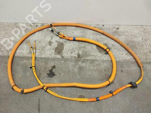 Used Other Other TESLA MODEL S (5YJS) P85 (421 hp) 28917135 28917135