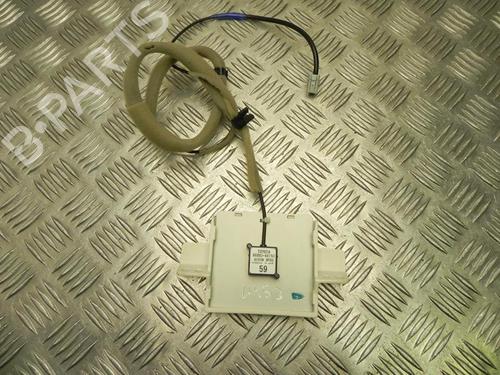 antennabase-lexus-rx-_l1_-2008-2009-2010-2011-2012-2013-2014-2015-37580011 main image