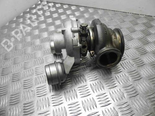 Turbolader/Kompressor BMW 5 (F10) M5 (560 hp) 28931561