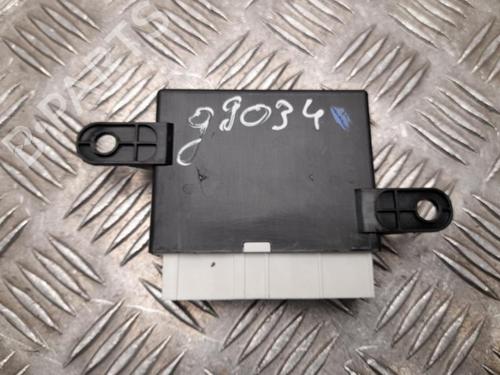 Módulo eletrónico TESLA MODEL S (5YJS) P100D AWD | BP28948351M83 