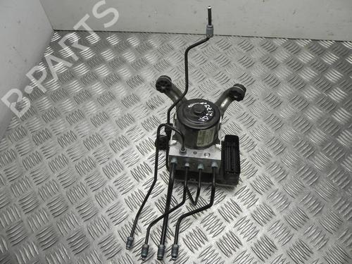 Used ABS pump ABS pump BMW 5 (F10) M5 (560 hp) 28942869 28942869