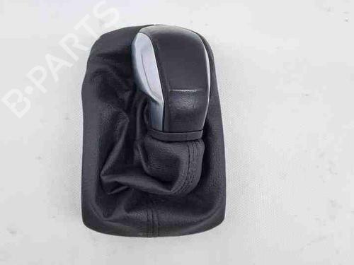Used Shift knob CITROËN C4 CACTUS 1.2 THP 110 (110 hp) 28915498