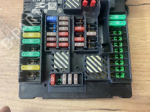 Fuse box BMW 5 (G30, F90) 530 e Plug-in Hybrid | BP38966928E1 - Image 5