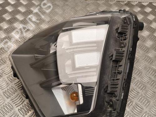 Lyskaster venstre Lyskaster venstre HYUNDAI KONA (SX2) EV (218 hp) 39894569 39894569