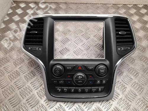 Used Electronic module Electronic module JEEP GRAND CHEROKEE IV (WK, WK2) 3.0 CRD V6 4x4 (250 hp) 33239757 33239757