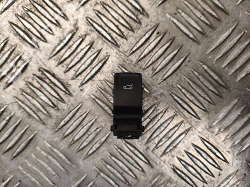 Used Switch Switch 39482823 39482823
