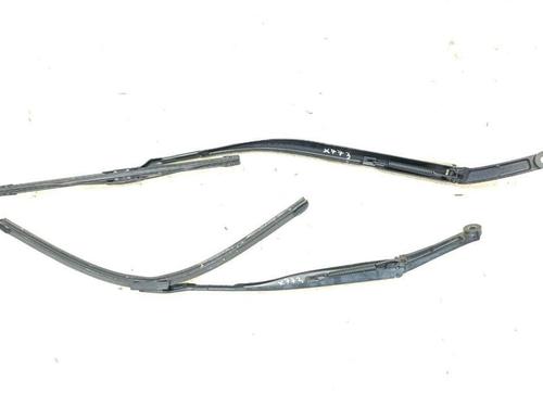 Used Front windshield wiper arm MASERATI LEVANTE SUV (M161) 3.0 S Q4 (430 hp) 28934268