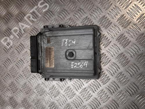 Used Engine control unit (ECU) Engine control unit (ECU) 37548264 37548264
