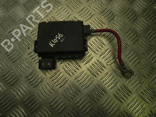 Used Fuse box Fuse box 37580528 37580528