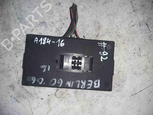 Used Fuse box CITROËN BERLINGO / BERLINGO FIRST MPV (MF_, GJK_, GFK_) 1.6 16V (MFNFU) (109 hp) 28944059