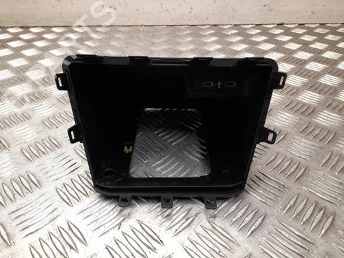 Used Cup/Object holder Cup/Object holder VW TAIGO (CS1) 1.0 TSI (110 hp) 35810986 35810986