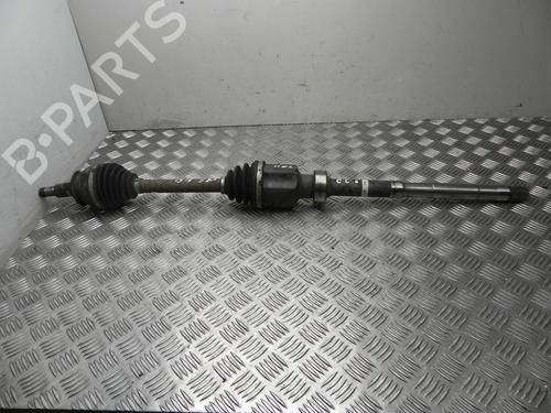 Kardanaksel Kompl. Kardanaksel Kompl. MAZDA CX-5 (KE, GH) 2.2 D AWD (KE2AW) (150 hp) 37544489 37544489