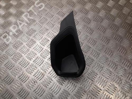 Koppholder/Gjenstandsholder Koppholder/Gjenstandsholder MAXUS eDELIVER 9 Platform/Chassis Electric (SV63C, SC63D) (204 hp) 37563737 37563737