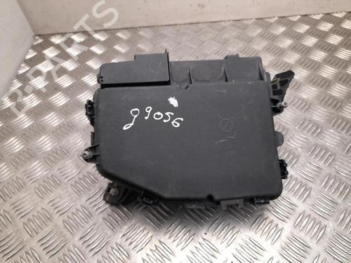 Used Fuse box Fuse box 37562354 37562354