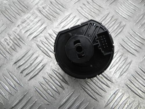 Headlight switch VW POLO VI (AW1, BZ1, AE1) 1.0 TSI | BP37542717I24 - Image 2