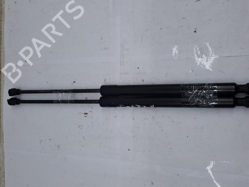 Used Tailgate lift support OPEL CORSA F (P2JO) 1.5 (68) (102 hp) 28924115