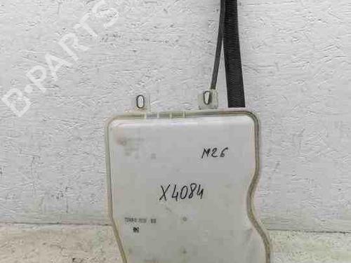 Used Windscreen washer tank BMW 2 Gran Tourer (F46) 220 i (192 hp) 28925469
