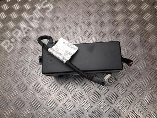 Used Fuse box Fuse box 37568176 37568176