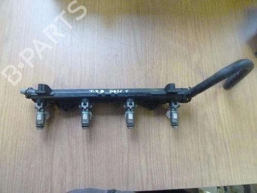 Used Injection rail Injection rail VW GOLF PLUS V (5M1, 521) 1.4 16V (75 hp) 28928882 28928882