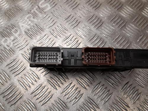 Electronic module TESLA MODEL S (5YJS) 90D AWD | BP37553428M83 - Image 2