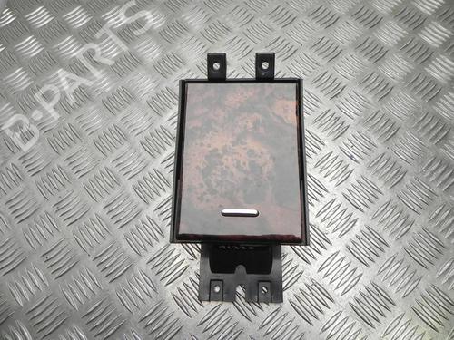 Koppholder/Gjenstandsholder Koppholder/Gjenstandsholder JAGUAR XF I (X250) 2.7 D (207 hp) 37581004 37581004
