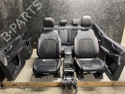 Setesett Setesett FORD KUGA III (DFK) 2.5 Duratec FHEV (179 hp) 37575616 37575616