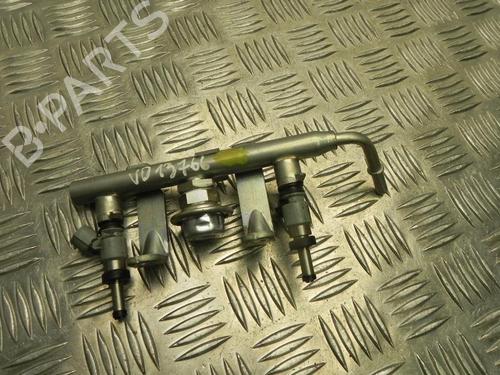 Used Injection rail SUBARU LEGACY V (BM) 2.0 i AWD (BM5) (150 hp) 28945342