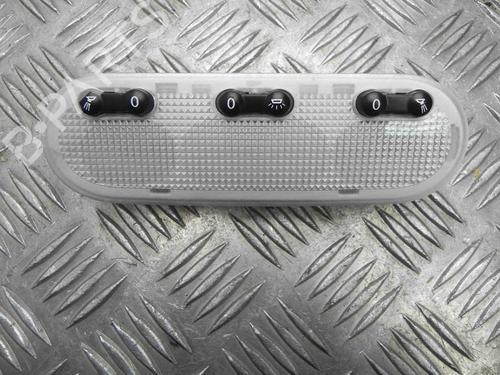 Used Interior roof light NISSAN JUKE (F15) 1.2 DIG-T (115 hp) 28921298