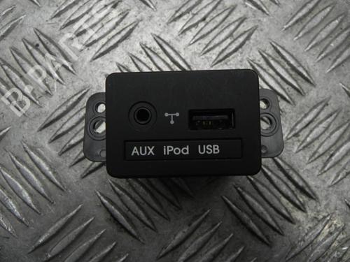switch-kia-sorento-ii-xm-2009-2010-2011-2012-2013-2014-2015-2016-37545083 main image