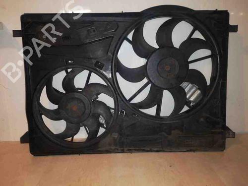 Used Radiator fan VOLVO V70 III (135) D5 (185 hp) 28917322