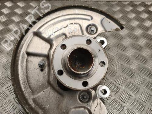 Used Right front steering knuckle Right front steering knuckle 39083876 39083876