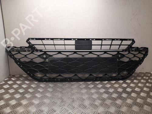 grill-seat-ateca-kh7-khp-2016-37563372 main image