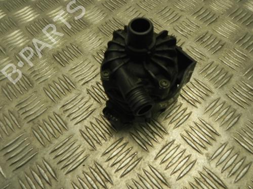 Used Auxiliary water pump BMW 5 (F10) 520 d (200 hp) 28940792