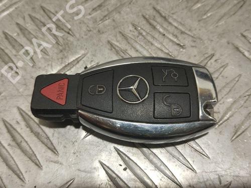 Used Electronic module MERCEDES-BENZ CLS (C218) CLS 500 4-matic (218.391) (408 hp) 28932247