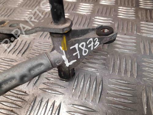 Front wipers mechanism LAND ROVER DISCOVERY IV (L319) 3.0 TD 4x4 | BP28948061C83 