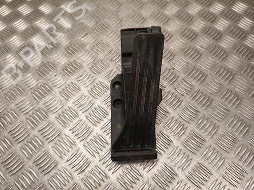 pedal-mercedes-benz-eqe-suv-x294-2022-37574908 main image
