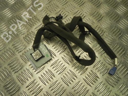 Used Antenna/Base NISSAN X-TRAIL III (T32_, T32R, T32RR) 1.6 dCi ALL MODE 4x4-i (NT32) (130 hp) 28940521