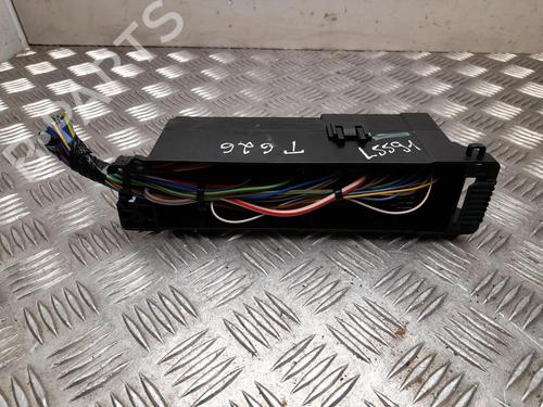 Used Fuse box Fuse box 28932955 28932955