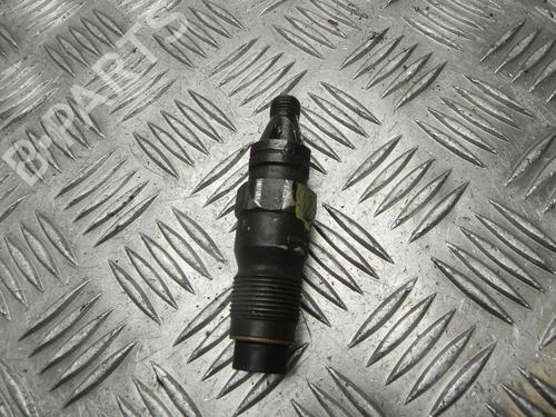 Injector Injector OPEL OMEGA B Estate (V94) 2.5 TD (F35, M35, P35) (131 hp) 37582244 37582244