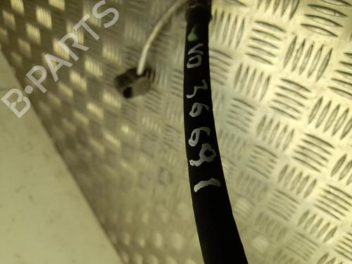AC pipe VW TRANSPORTER T5 Van (7HA, 7HH, 7EA, 7EH) 2.0 TDI | BP37562193M126 - Image 4