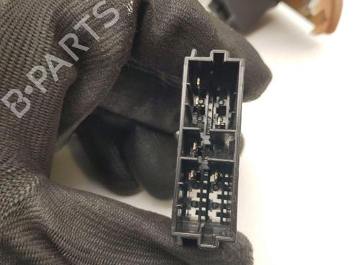Switch MASERATI QUATTROPORTE V 4.7 S | BP28912838I30 